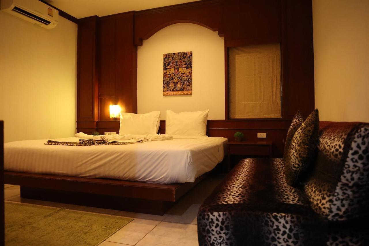 New Forest Patong Extérieur photo