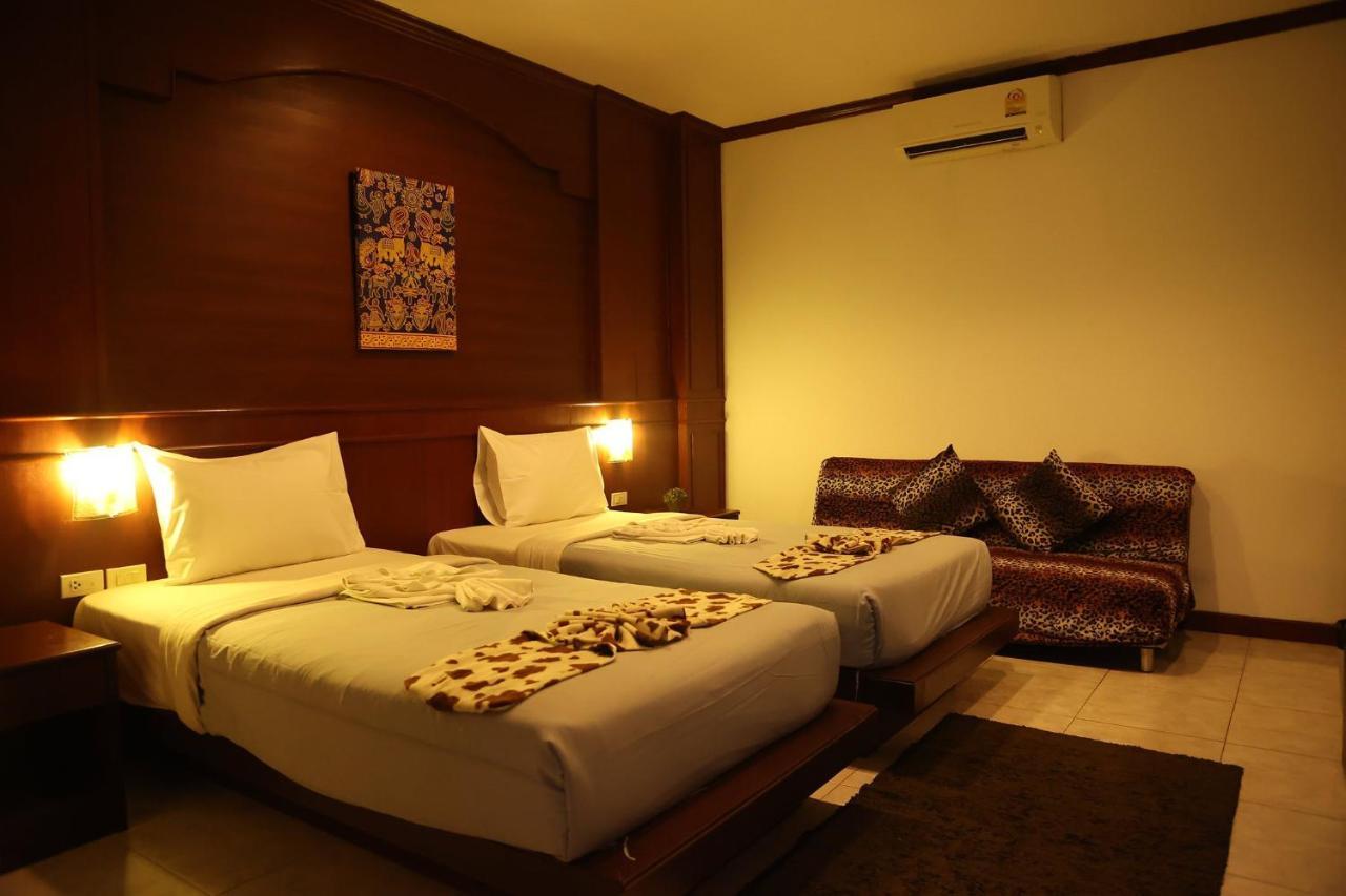 New Forest Patong Extérieur photo